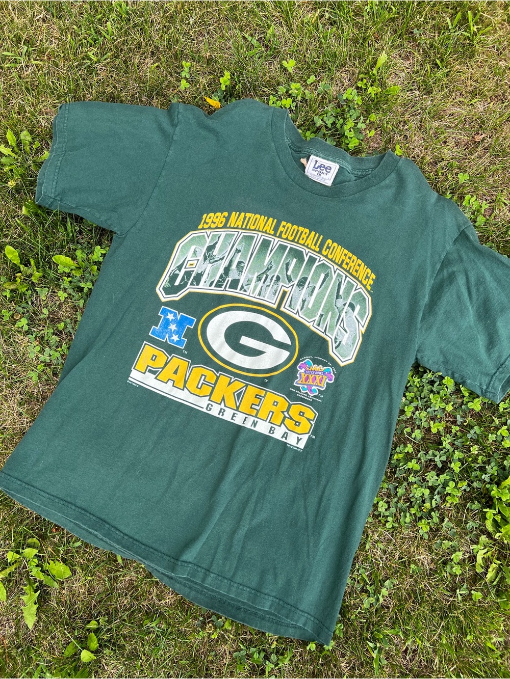 VTG 90s Green Bay Packers LEE Football Shirt